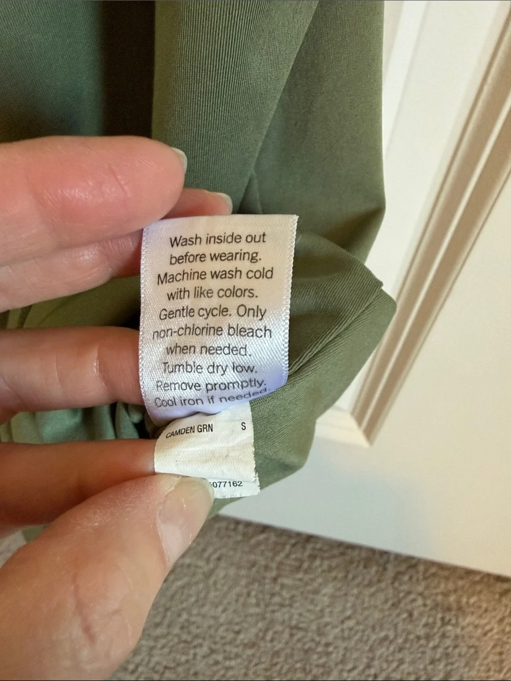 Nine West Olive Scoop Neck Tank - Picture 4 of 5